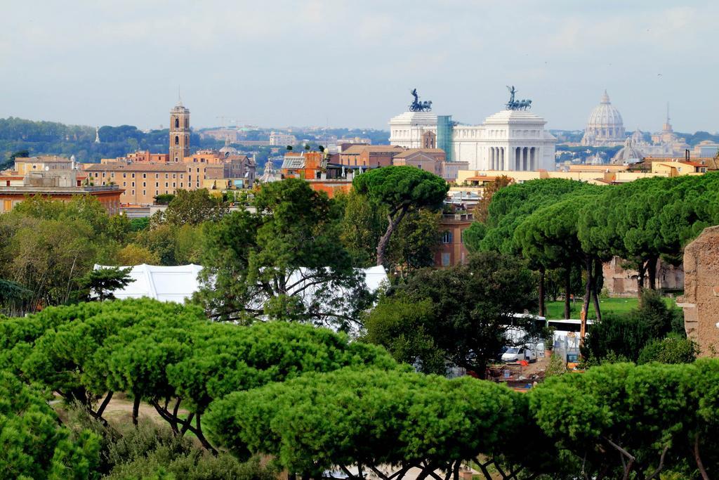 Mecenate Charme Apartment Rome Bagian luar foto