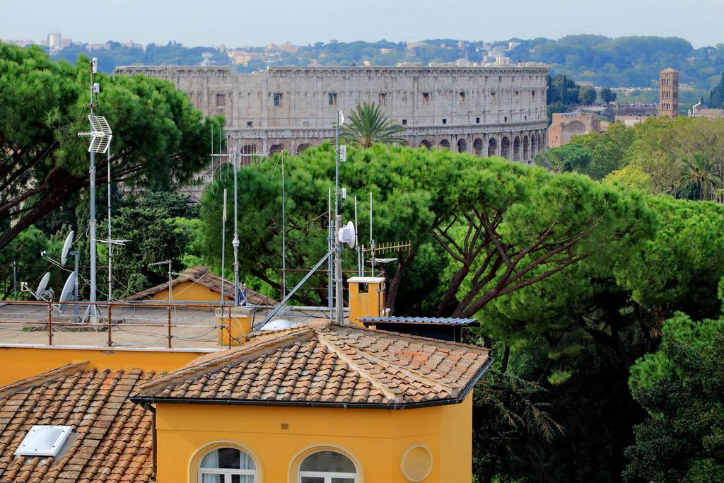 Mecenate Charme Apartment Rome Bagian luar foto